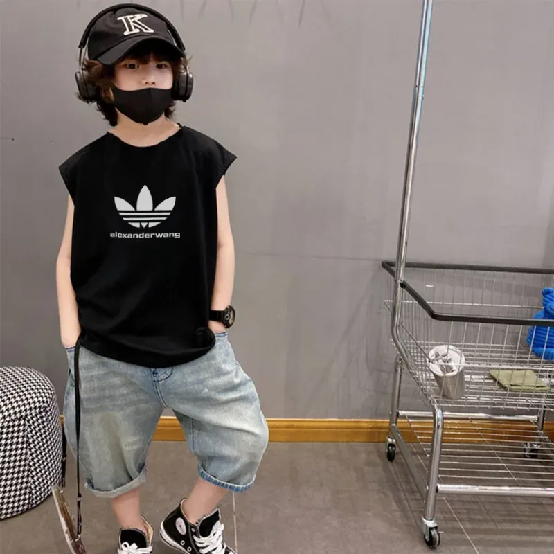 【90-160cm】絶対カッコイイ クール 夏 新作 スポーツ 通気性 快適 ファッション 合わせやすい 無地 ノースリーブ タンクトップ