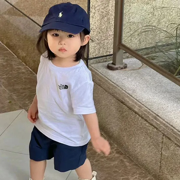 【90-160cm】人気爆発中 手触り良く ファッション 2色選べる アルファベット 女の子男の子 Tシャツ