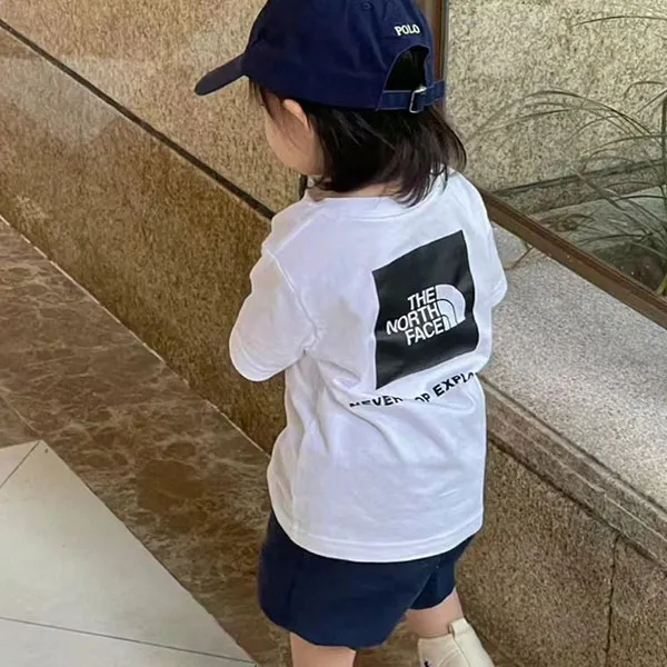 【90-160cm】人気爆発中 手触り良く ファッション 2色選べる アルファベット 女の子男の子 Tシャツ