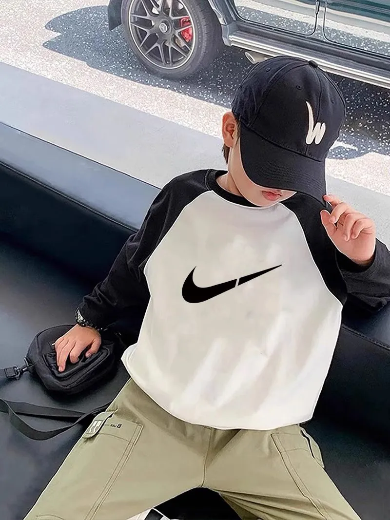 【100-160cm】今季注目!! シンプル 合わせやすい ファッション  男の子 長袖 Tシャツ