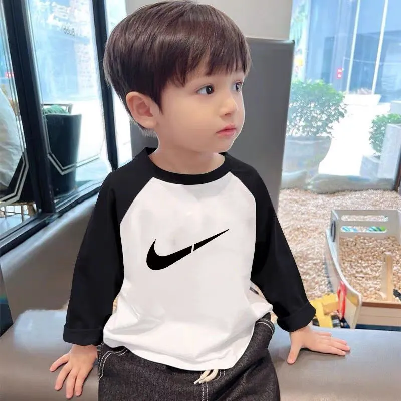 【100-160cm】今季注目!! シンプル 合わせやすい ファッション  男の子 長袖 Tシャツ