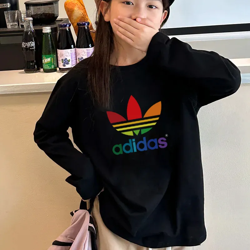 【90-160cm】今季大注目  超人気商品 可愛い 女の子 ファッション 長袖 Ｔシャツ