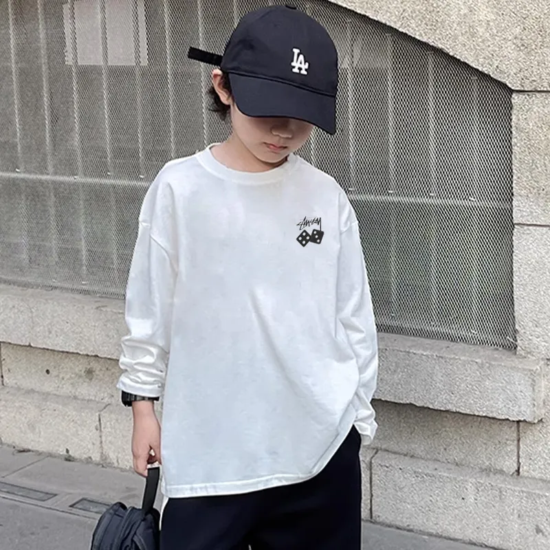 【90-160cm】絶対欲しい! 合わせやすい カッコイイ シンプル 着心地良い 男の子 長袖 Tシャツ