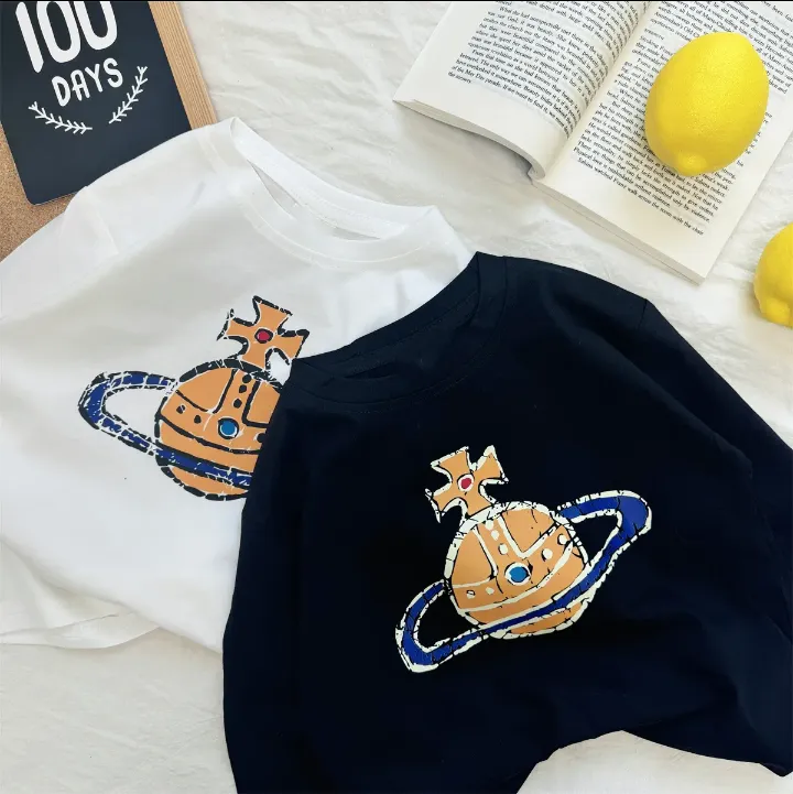 【90-140cm】今季も大流行‼シンプル カジュアル カッコイイ トップス 男の子 女の子 長袖Tシャツ