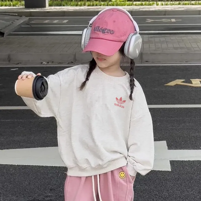 【90-160cm】着回し力抜群 おしゃれ かわいい 合わせやすい 着心地良い 女の子 長袖 トレーナー
