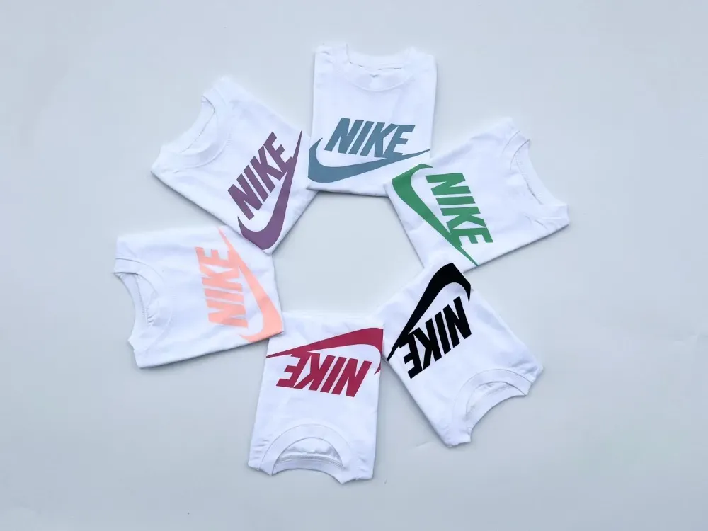【80-150cm】二点セット 可愛い 定番 人気 ルーズ おしゃれ 半袖 Tシャツ+ショートパンツ セットアップ