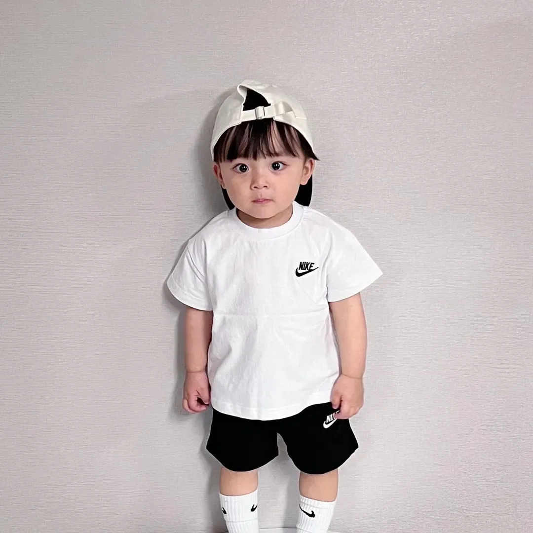 【80-130cm】二点セットシンプル定番 人気 ルーズ 半袖 Ｔシャツ+ショートパンツ セットアップ