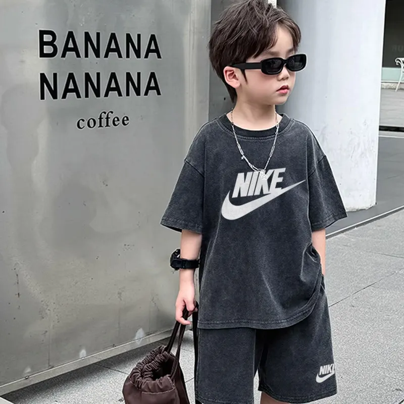 【90-150cm】二点セット 話題沸騰中 大活躍 男の子 半袖Tシャツ+ショートパンツ セットアップ