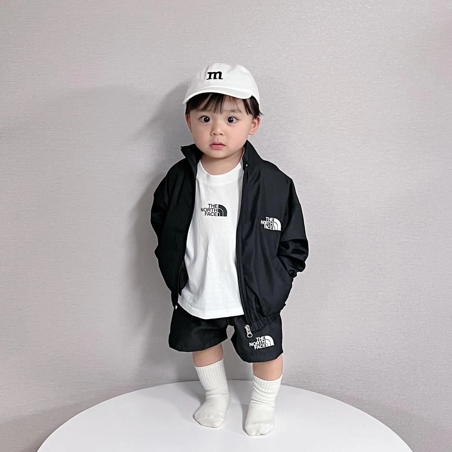 【80-130cm】シンプル 絶対欲しい 大人気 カジュアル Tシャツ