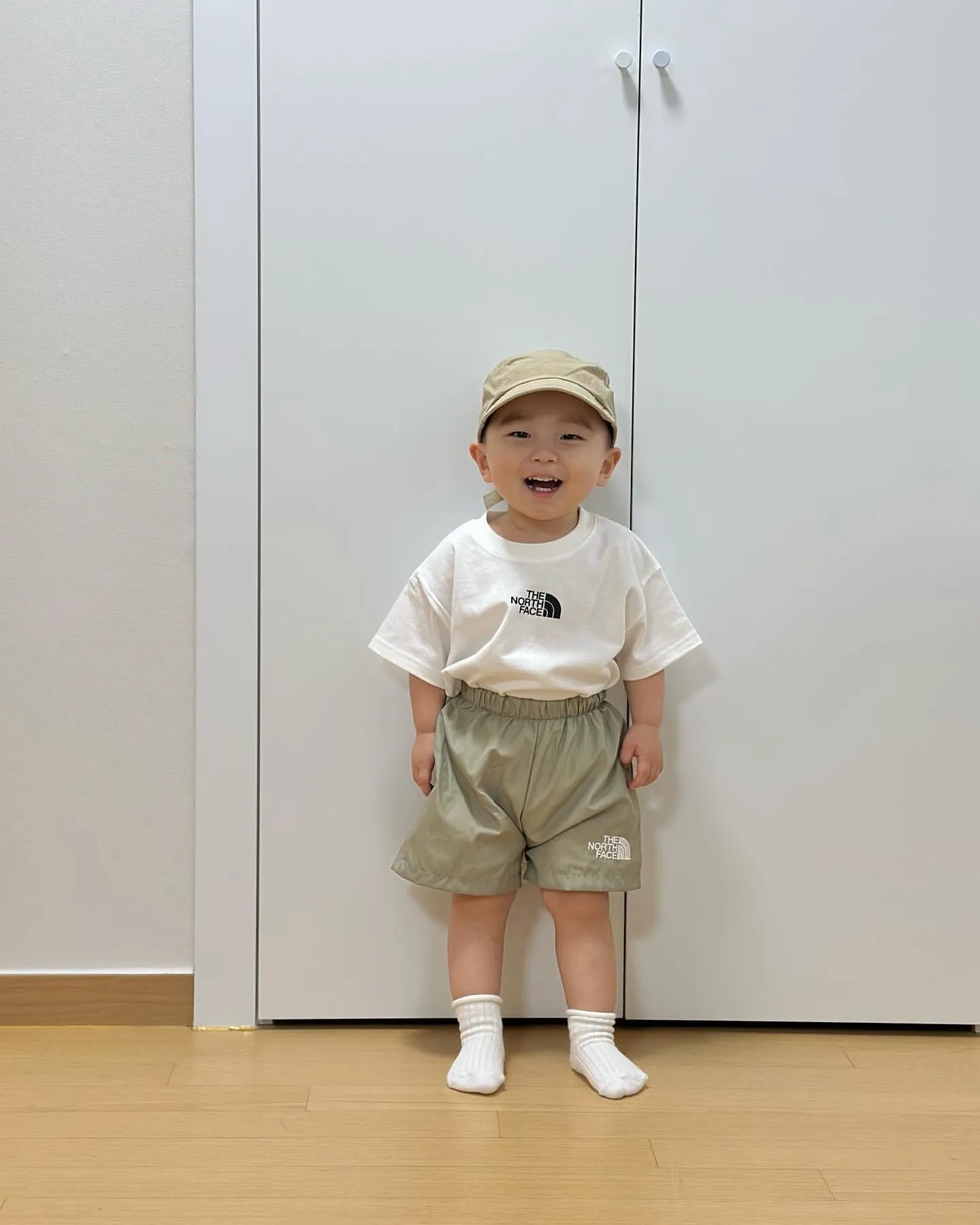 【80-130cm】シンプル 絶対欲しい 大人気 カジュアル Tシャツ