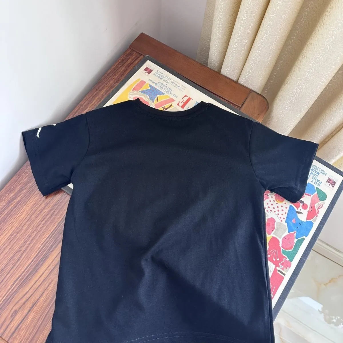 【90-160cm】二点セット 元気いっぱい 快適な着心地 キャラクター柄 Ｔシャツ＋ショートパンツ セットアップ
