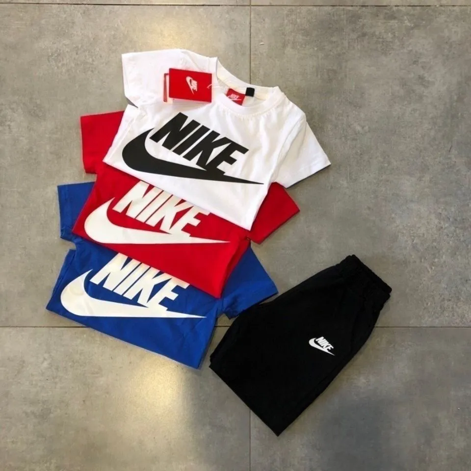【100-160cm】二点セット よく売れる 大人気 トレンド  スポーティー 半袖Ｔシャツ＋ショートパンツ セット