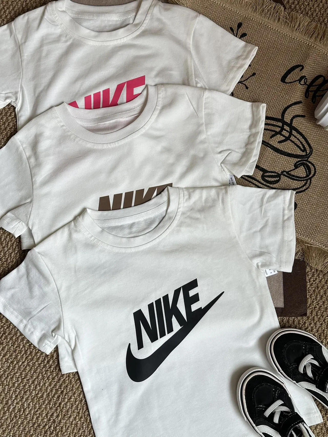 【80-130cm】二点セット 絶対後悔しない 大活躍 カジュアル シンプル 半袖Tシャツ+ショートパンツ セットアップ