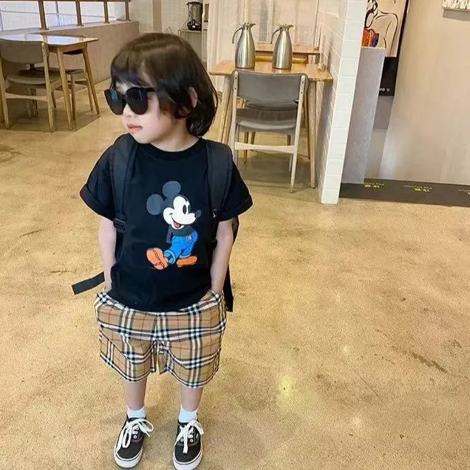【90-160cm】絶対見逃さないで カートゥーン カジュアル 着心地抜群 半袖 Ｔシャツ