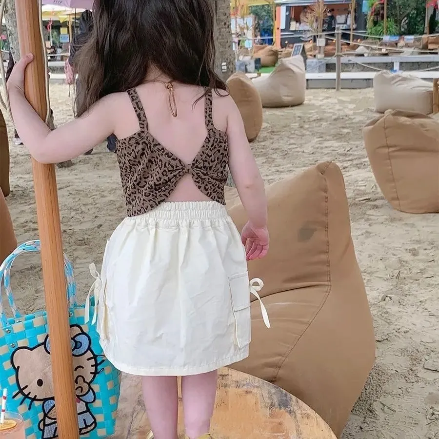 【80-130cm】オシャレ度高め スタイリッシュ スリムフィット 合わせやすい 女の子 タンクトップ