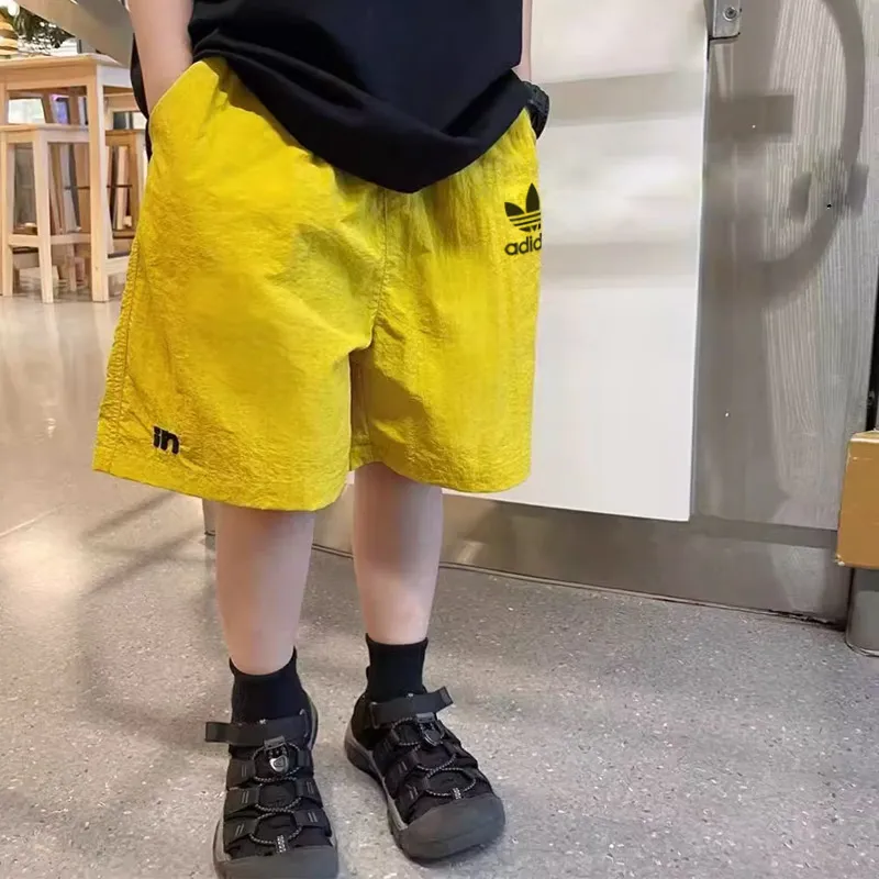 【100-150cm】人気爆発中 軽量 シンプル ゆったり 動きやすい 男の子 ショートパンツ