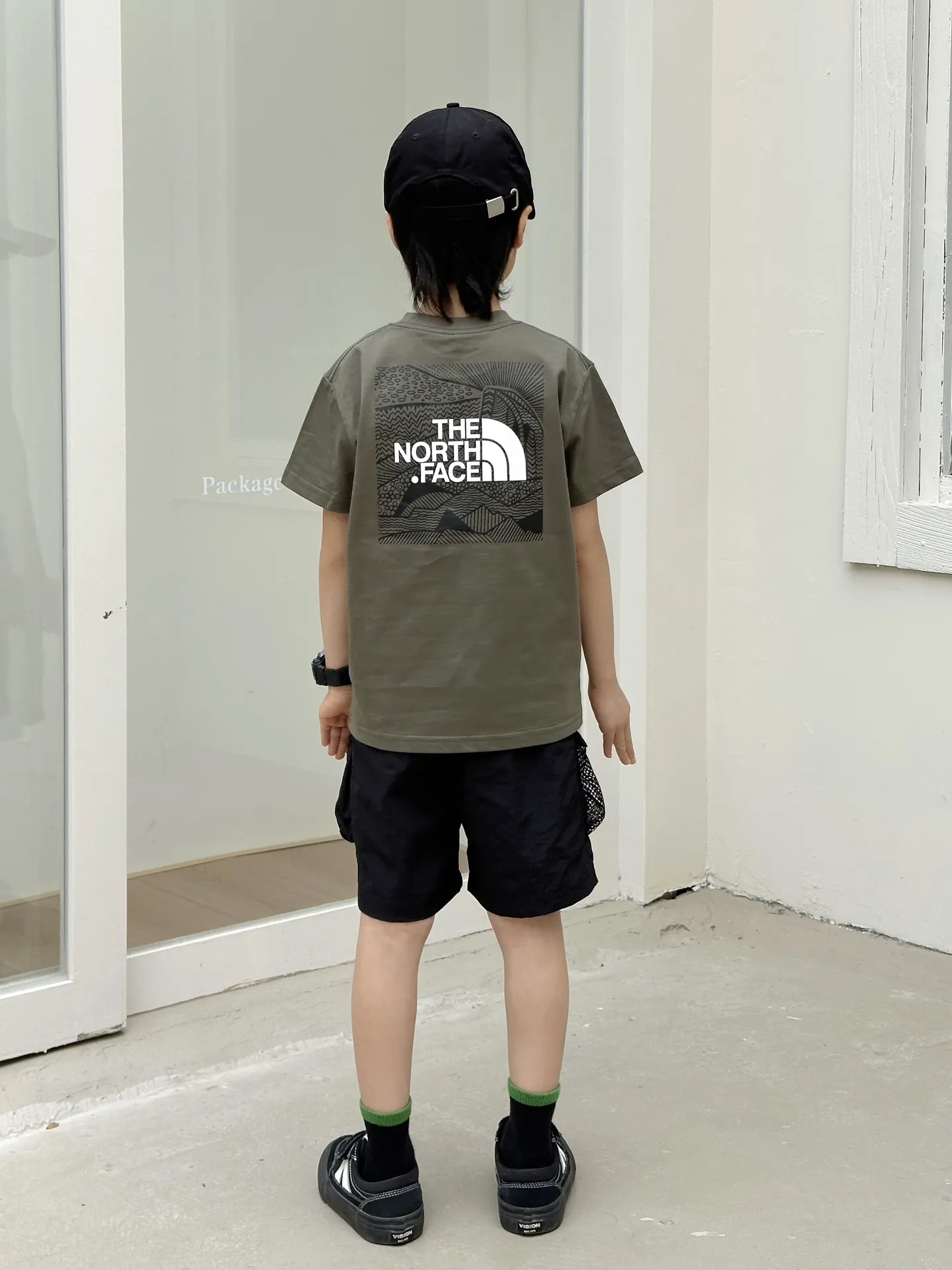 【110-165cm】これを逃す手はない 爆売れ中 カジュアル ゆったり 快適 男の子 半袖 Tシャツ