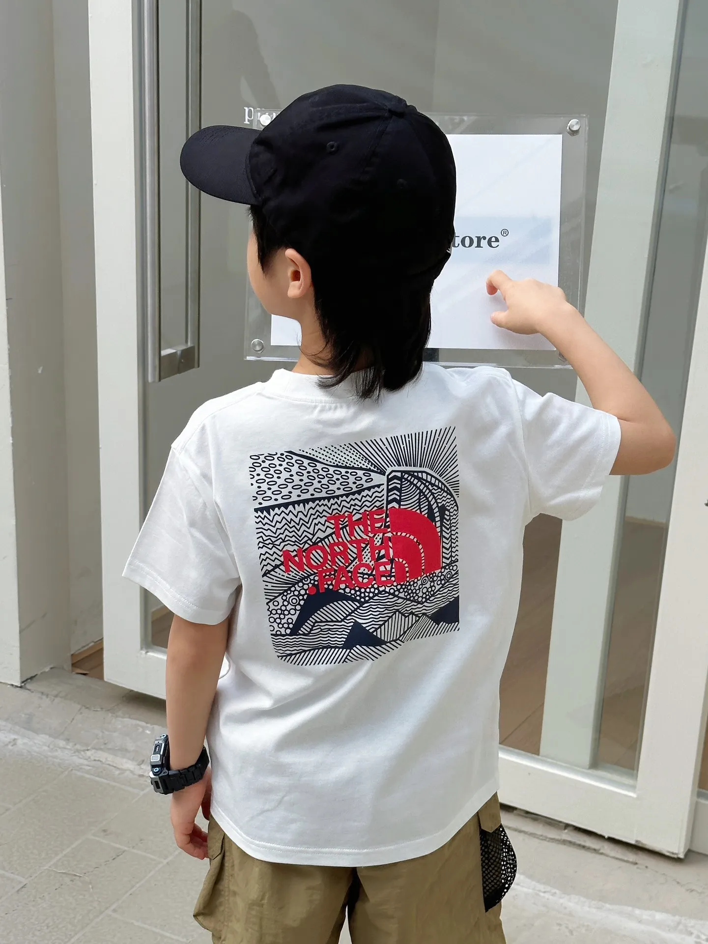 【110-165cm】これを逃す手はない 爆売れ中 カジュアル ゆったり 快適 男の子 半袖 Tシャツ