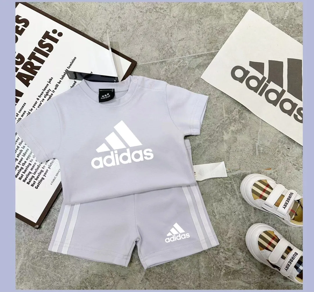 【66-100cm】二点セット 超人気商品 爆売れ中 カジュアル 多色展開 半袖Tシャツ+ショートパンツ セットアップ