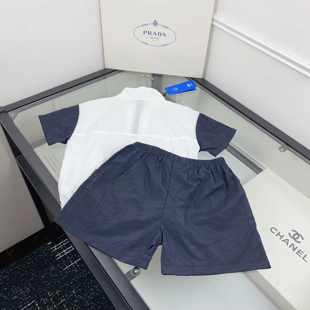 【73-120cm】二点セット 夏にぴったり UV対策 吸汗速乾 トレンド 半袖 Tシャツ+ショートパンツ セットアップ