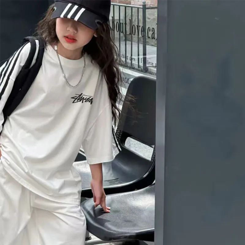 【100-150cm】話題沸騰中 今季も大注目 シンプル 合わせやすい カジュアル 女の子 半袖 Tシャツ