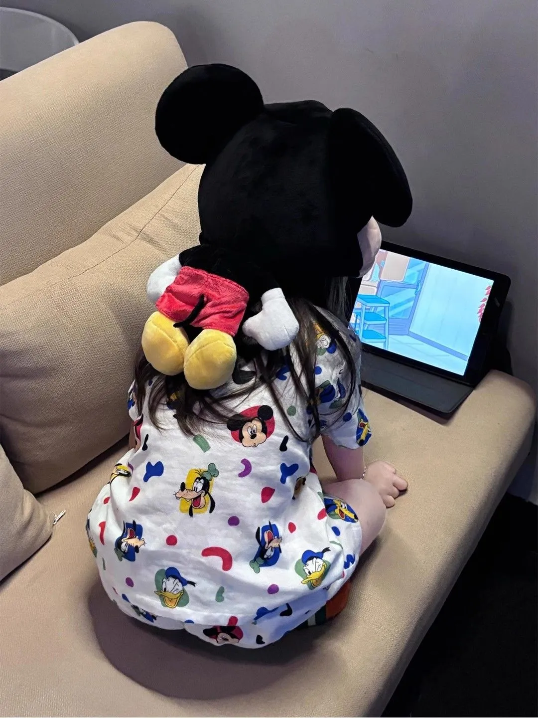 【90-150cm】二点セット 好感度100％  大人気 遊び心満載 カートゥーン 半袖 Ｔシャツ+ショートパンツ セットアップ