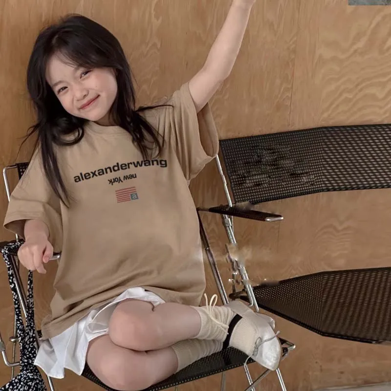 【90-160cm】SNS映えコーデに 好感度UP おしゃれ アルファベット 女の子 半袖 Ｔシャツ