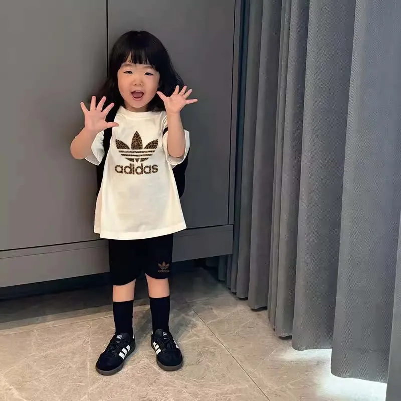 【90-140cm】二点セット 単品注文OK 毎日着たくなる 大人気 可愛い 定番 着やすい 女の子 半袖 Ｔシャツ+ショートパンツ セットアップ