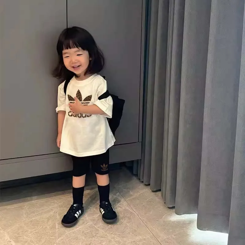 【90-140cm】二点セット 単品注文OK 毎日着たくなる 大人気 可愛い 定番 着やすい 女の子 半袖 Ｔシャツ+ショートパンツ セットアップ
