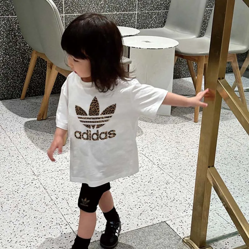 【90-140cm】二点セット 単品注文OK 毎日着たくなる 大人気 可愛い 定番 着やすい 女の子 半袖 Ｔシャツ+ショートパンツ セットアップ