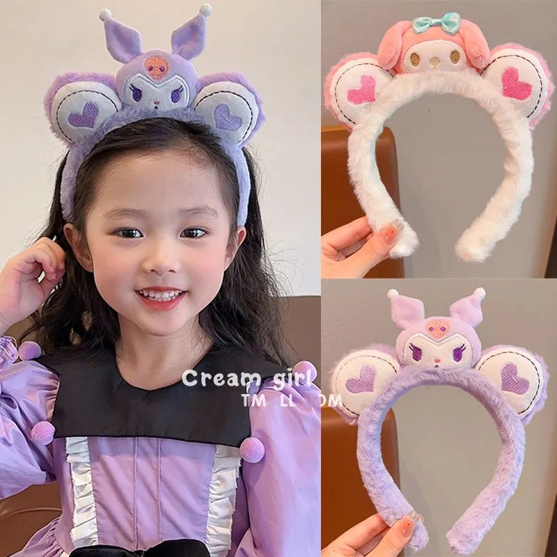 キュートなデザイン おしゃれ度アップ 軽くて快適 やさしくフィット ヘアバンド