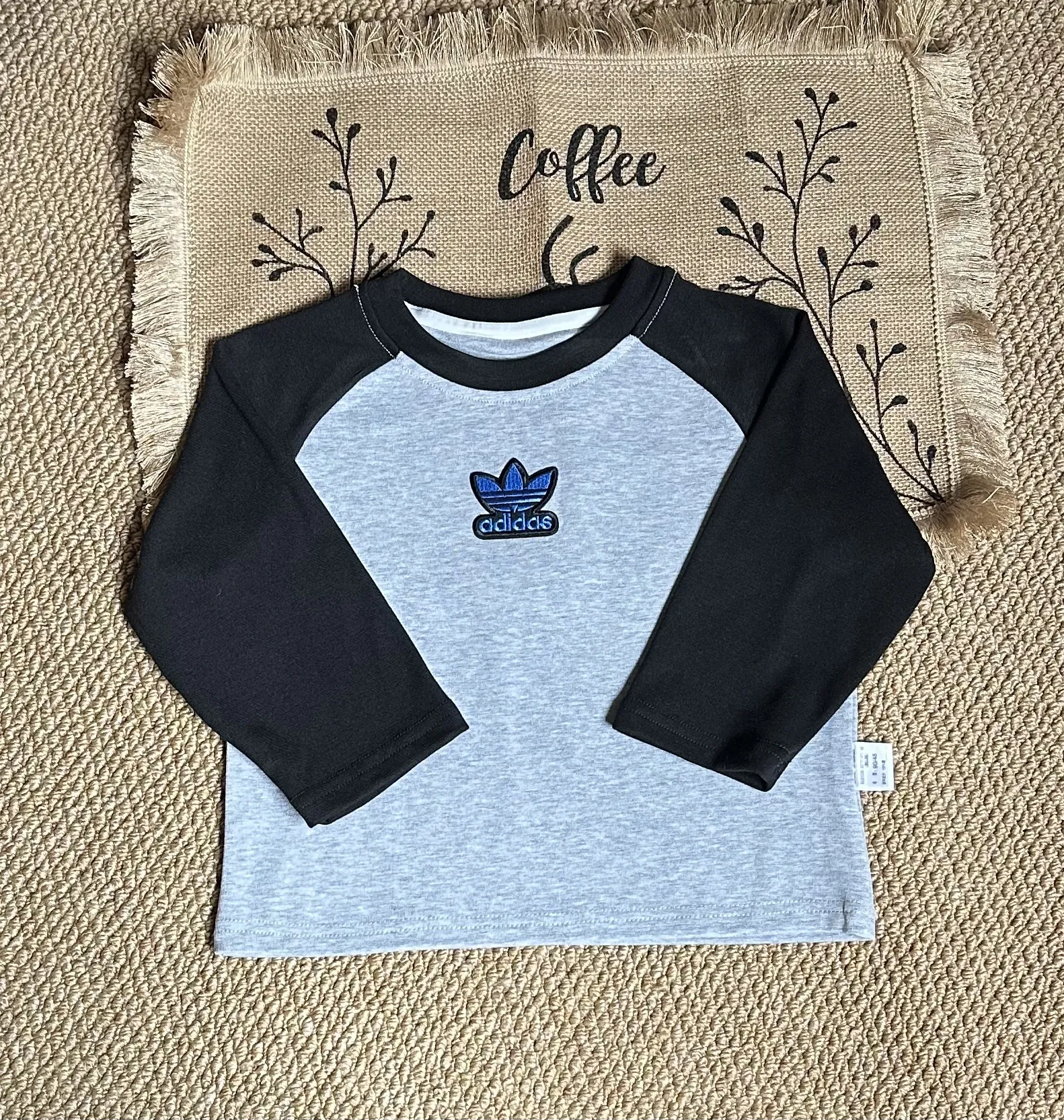 【80-130cm】デイリーに大活躍 売れ筋 カジュアル 肌触り良い カラバリ豊富 長袖 Tシャツ